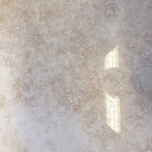 KRT41 CLASSIK BÉZS TÜKÖRRE POLÍROZOTT TRAVERTIN 60-40-1.2 CM